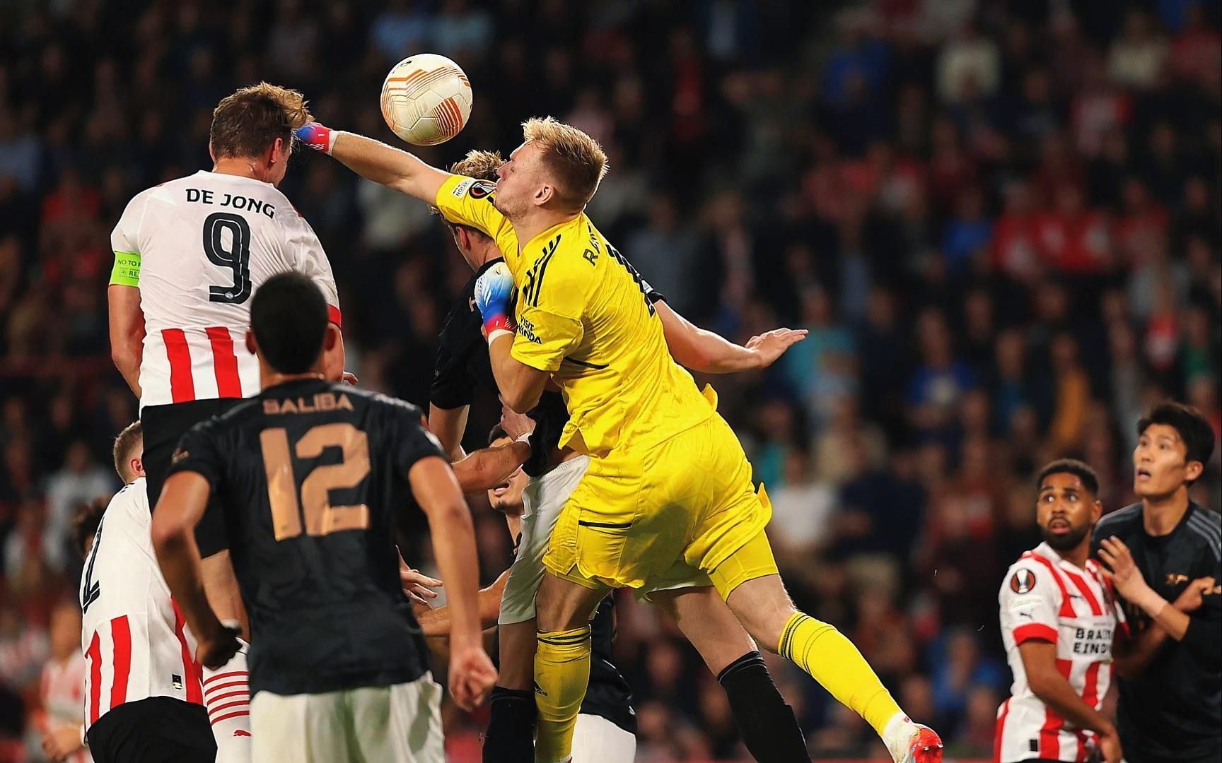 埃因霍温迎欧联关键赛大坂直美遭遇二十连败，尤文图斯主帅复盘备战CBA常规赛看傻球迷的简单介绍