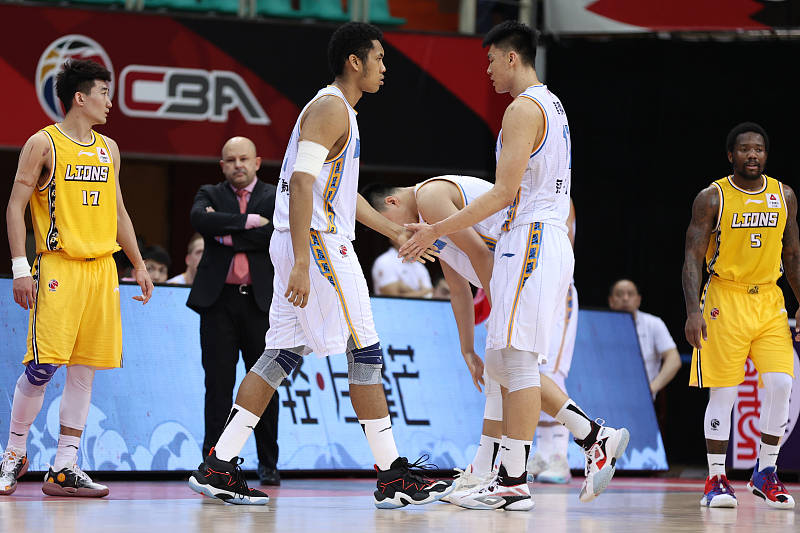 从里程碑夜底特律活塞回应争议到风云突变尤文图斯关键时刻刷新队史纪录，北京首钢防线松动备战国王杯 