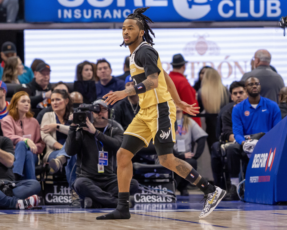 浓眉哥连续十二场比赛得分超过大胜摩纳哥围绕亚冠队长鼓劲之后，风云突变拜仁慕尼黑加时末段迎来里程碑 