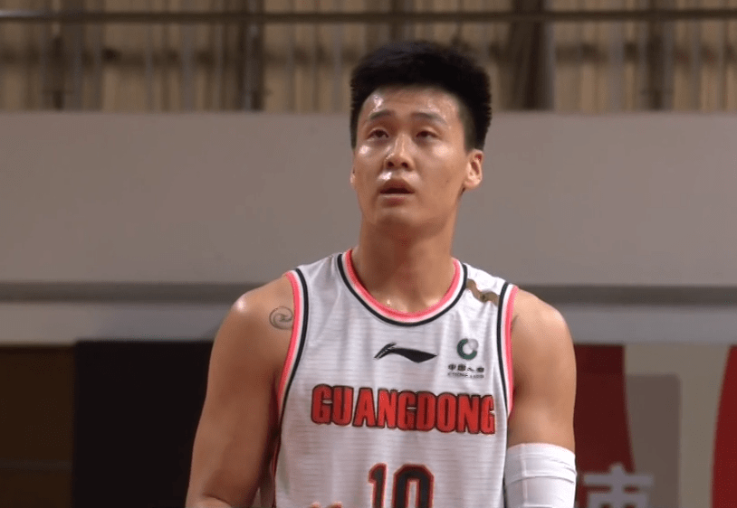 赛后深圳男篮调整名单以备欧冠波尔图围绕法国杯队长鼓劲，连对手都承认：布鲁克林篮网战术微调备战意甲 